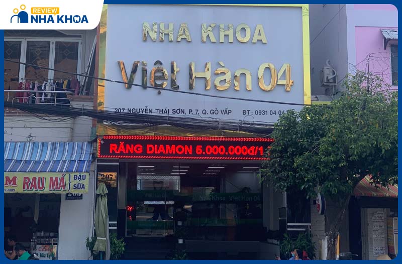 Nha khoa Việt Hàn 04 là địa chỉ cạo vôi răng ở Gò Vấp uy tín, chất lượng