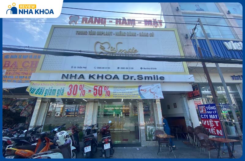 Nha khoa Dr Smile là một trong những địa chỉ niềng răng uy tín tại Rạch Giá