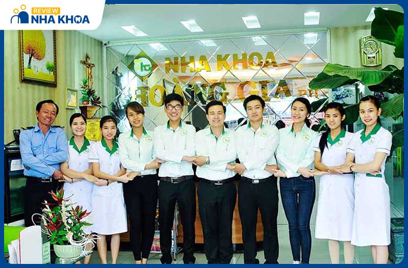 Nha khoa Hoàng Gia Biên Hòa tự hào quy tụ đội ngũ y bác sĩ giỏi