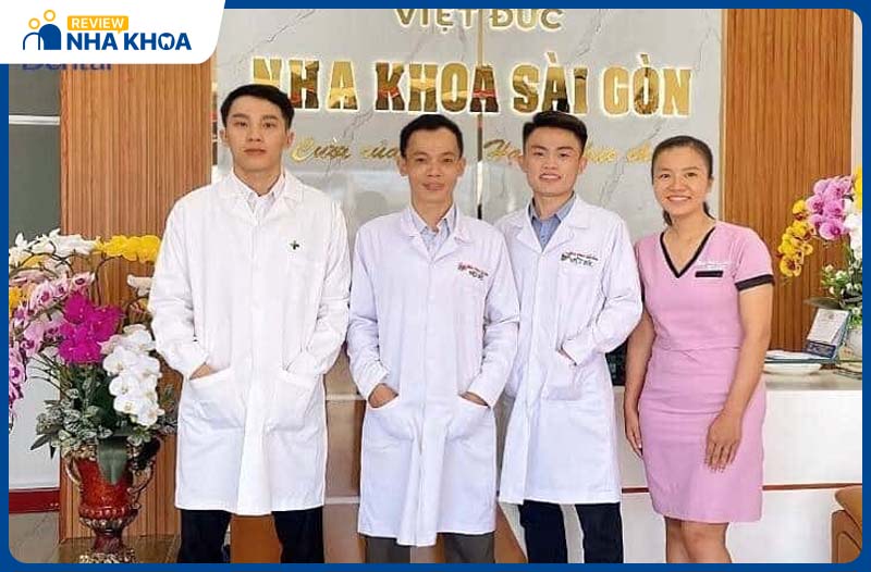 Nha khoa Sài Gòn Quốc tế Việt Đức có đội ngũ bác sĩ trên 10 kinh nghiệm