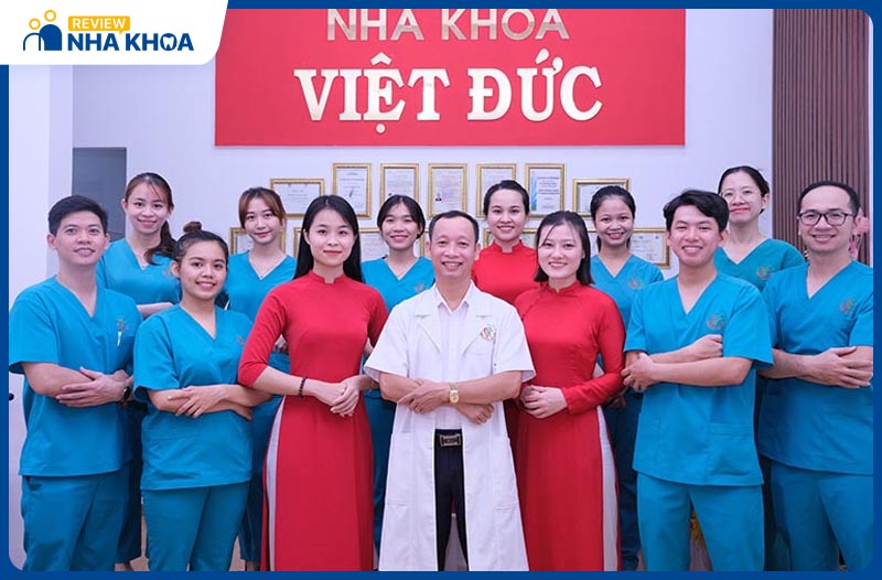 Nha khoa Việt Đức quy tụ đội ngũ chuyên gia hàng đầu, các nha sĩ giỏi