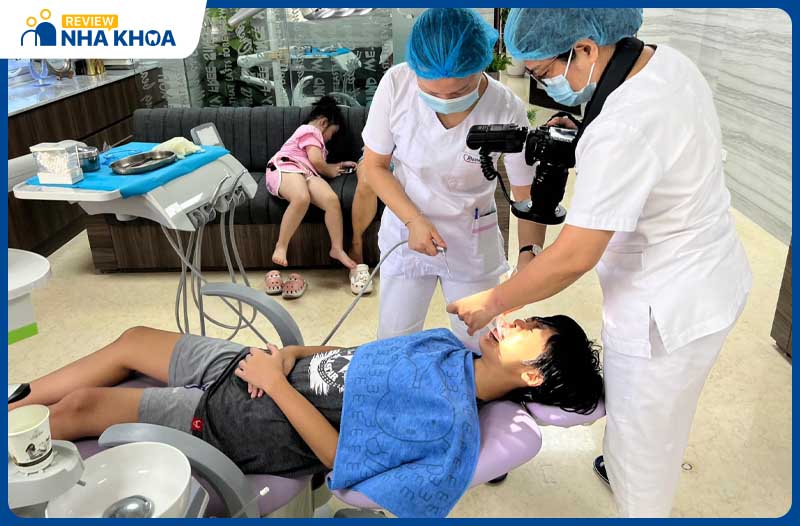 Nha khoa Phạm Dương ứng dụng công nghệ cao khi điều trị cho khách hàng