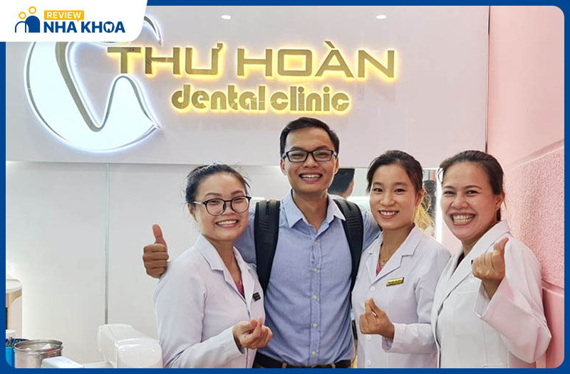 Nha nhoa HT Dental có phòng nha khang trang, đội ngũ bác sĩ giỏi