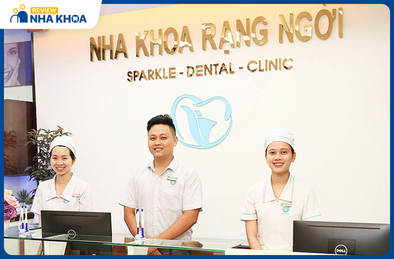 Nha khoa Rạng Ngời là địa chỉ nhổ răng khôn uy tín với bác sĩ giỏi và thiết bị công nghệ tiên tiến