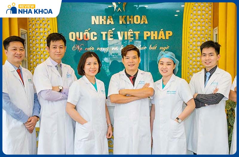 Nha khoa Quốc tế Việt Pháp nhổ răng khôn với bác sĩ giỏi, quy trình vô trùng và máy móc hiện đại