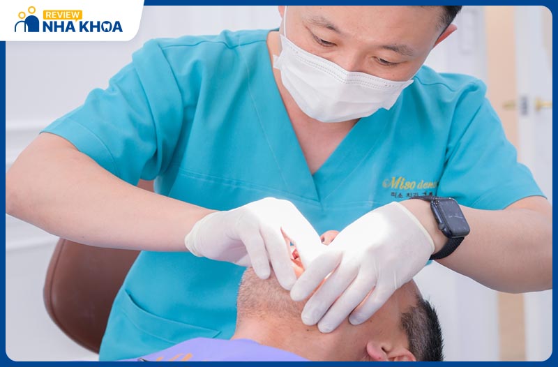 Nha Khoa Miso Dental quy tụ nhiều bác sĩ giỏi, lành nghề