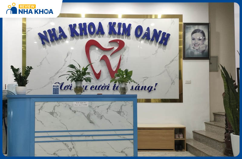 Nha khoa Kim Oanh quy tụ đội ngũ bác sĩ có trình độ chuyên môn cao và nhiều năm kinh nghiệm